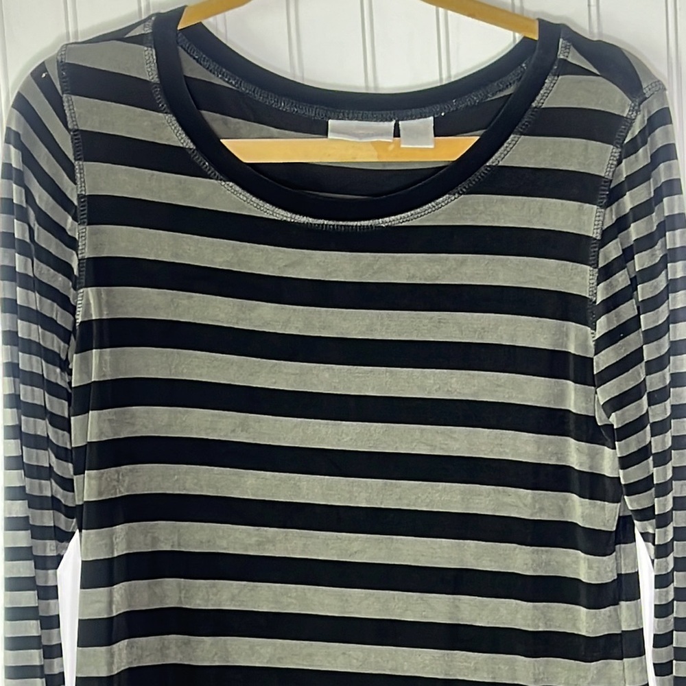Chicos Travelers Striped Crew Long Sleeve Shirt Size Small or 8